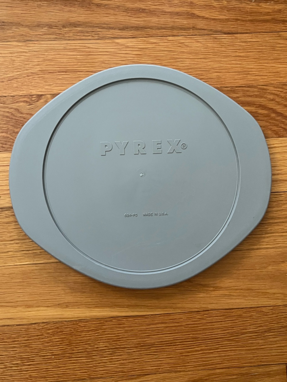Pyrex 024-PC Gray Replacement Lid